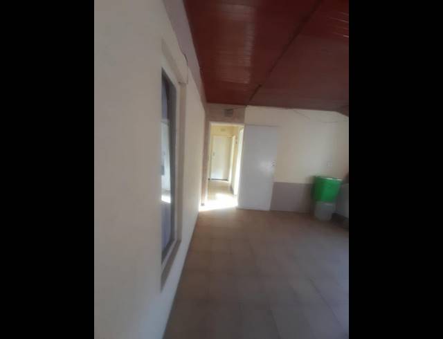 6 BEDROOM HOUSE FOR SALE IN HOSPITAL VIEW